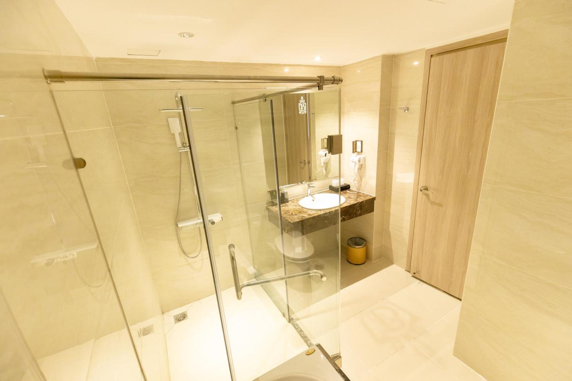 Nicecy Suite Hotel & Spa โฮจิมินห์ซิตี้ ภายนอก รูปภาพ